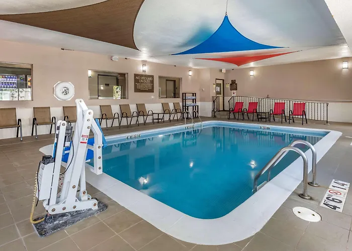 Comfort - Quad Cities Hotel