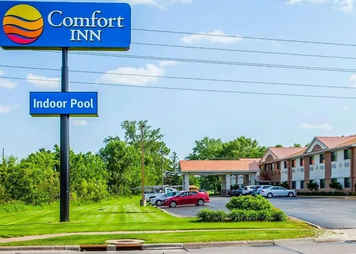 Comfort - Quad Cities Hotel 3*