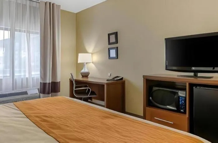 Comfort - Quad Cities 3*